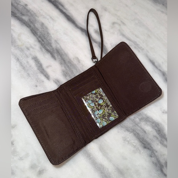 Vera Bradley Flap All in One Wallet Wristlet Solid Deep Brown Quilted - Picture 3 of 4